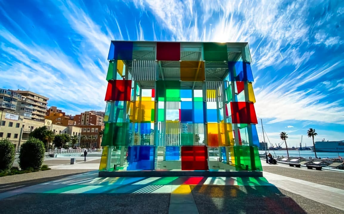 Centro Pompidou en Málaga, servicios de taxi