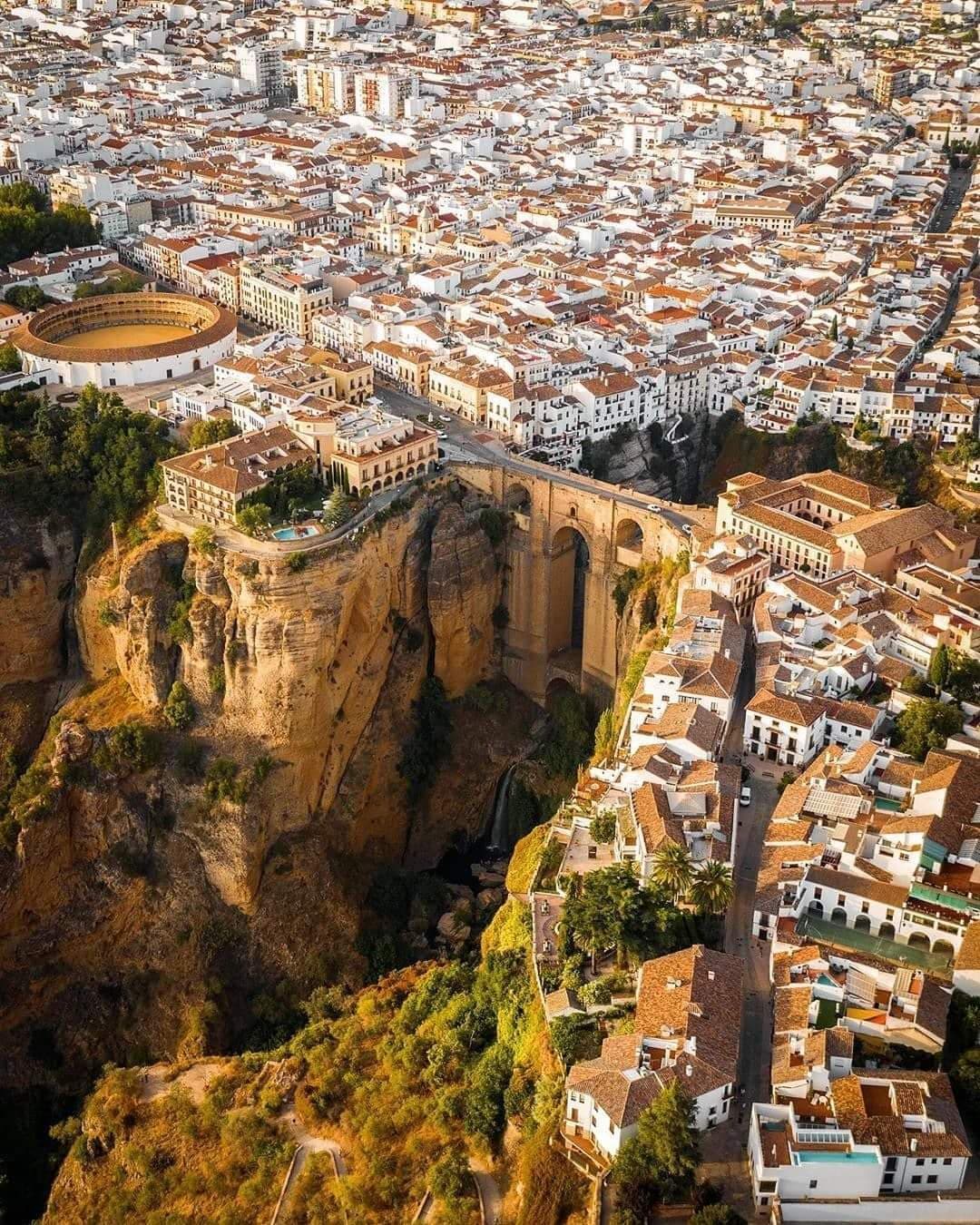 Ronda, Málaga. Servicio de Taxi Privado a Ronda, Málaga